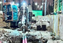 Метод горизонтально-направленного бурения позволяет прокладывать подземные коммуникации без необходимости проведения земляных работ.