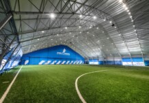 Аренда закрытого футбольного поля: Игра без помех в любую погоду