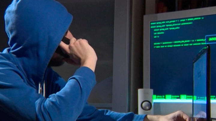 Юрист Виноградов: мошенники могут использовать данные СНИЛС - Новости на Вести.ru