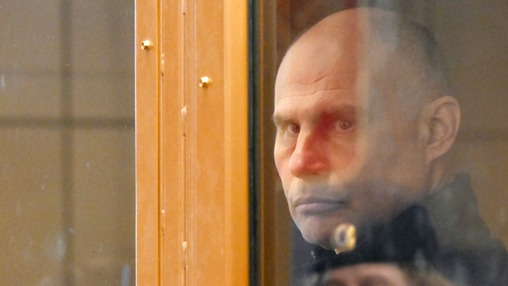 Суд освободил экс-совладельца "Азбуки вкуса" от наказания, но оставил в СИЗО - Новости на Вести.ru