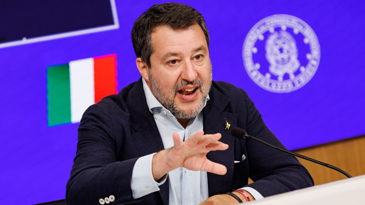 Вице-премьер Италии Сальвини: 19 пакетов санкций ослабили не Россию, а Европу - Новости на Вести.ru